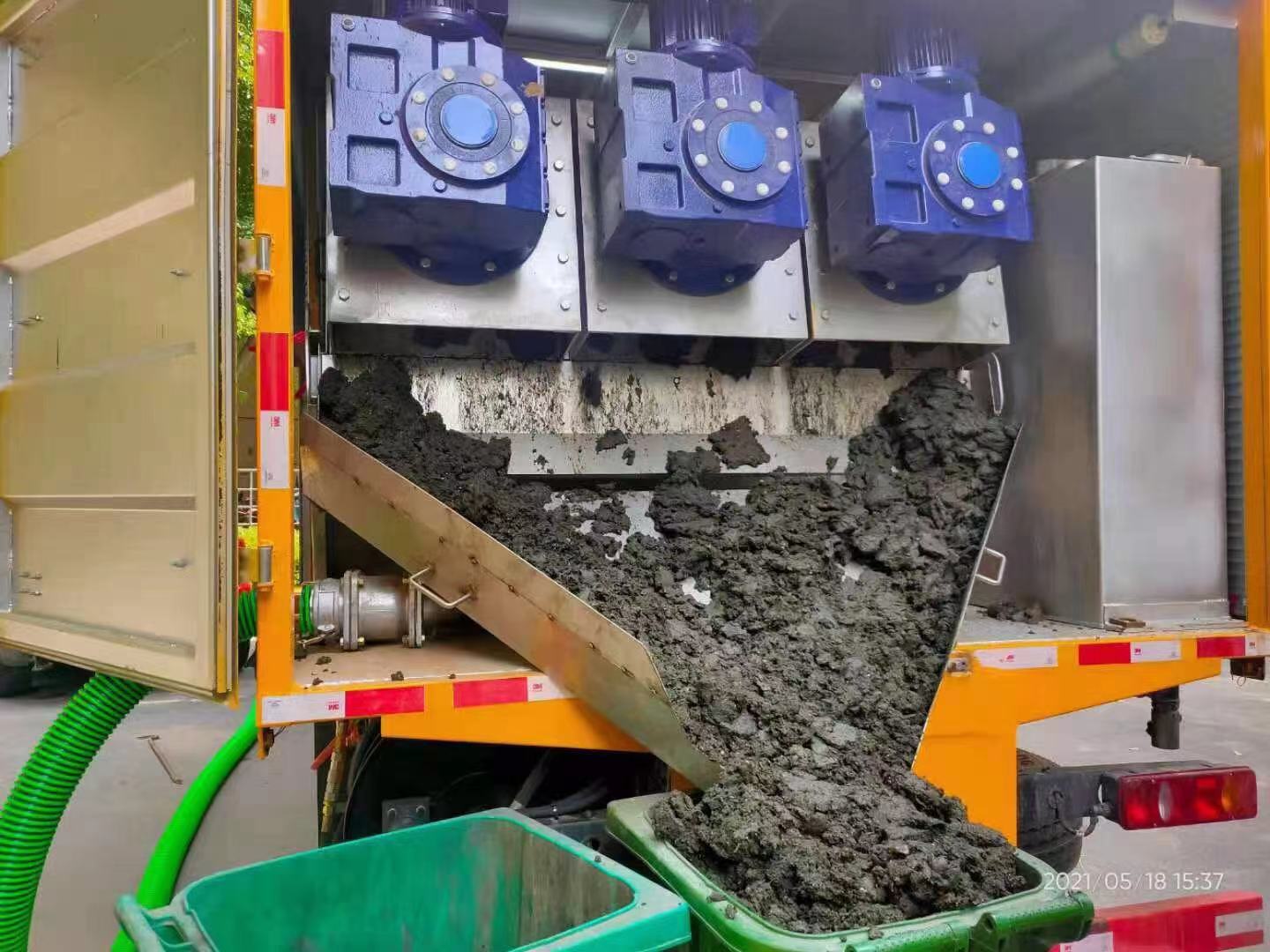 李沧化粪池清掏城市维护站-泥浆净化干湿分离处理